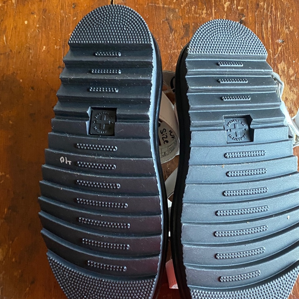 Dr. Martens womanWhite Multi-Strap Sandals - Picture 4 of 6